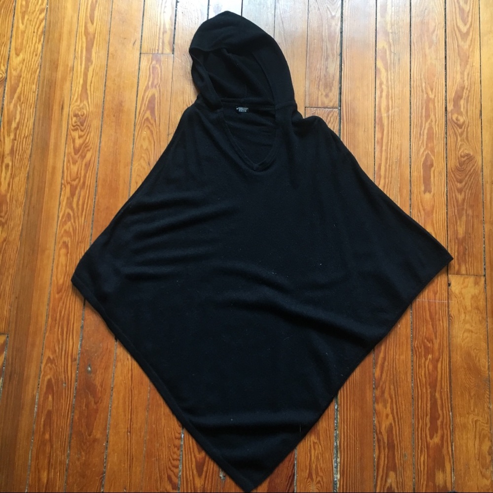 100% Cashmere Hooded Black Poncho